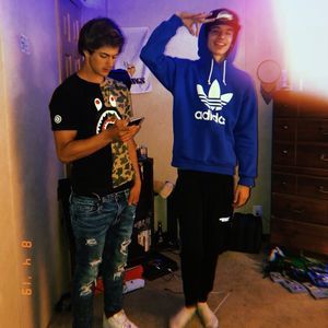 Meet your Posher, Leelen